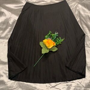 🌹 Vintage Harold’s Beautiful Black Pleated Shirt